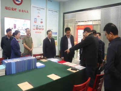 傾聽(tīng)基層聲音 助力高質(zhì)量立法丨省人大法制委調(diào)研組到天意機(jī)械基層立法聯(lián)系點(diǎn)開(kāi)展立法調(diào)研